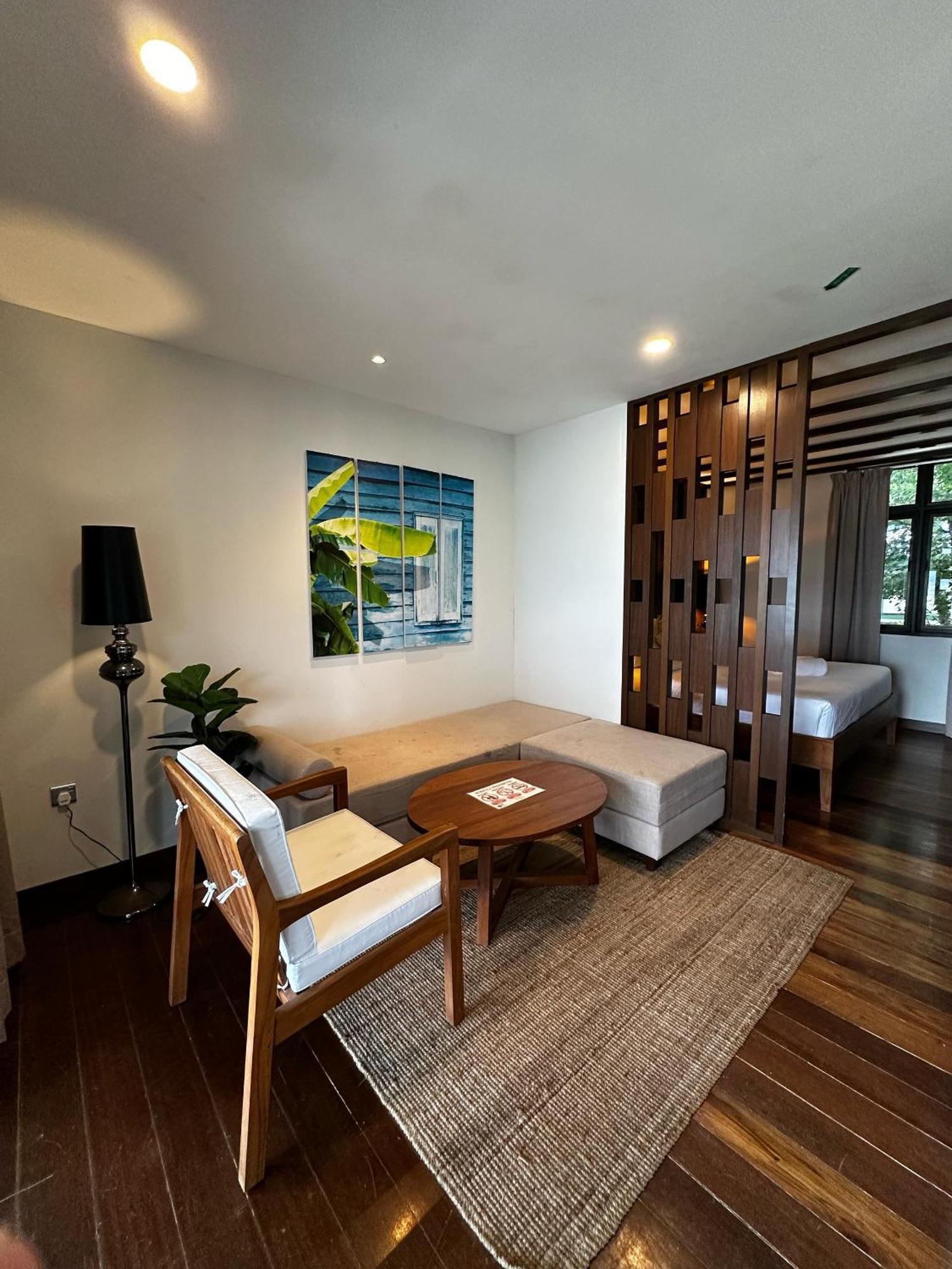 Beach Resort - Arwana Perhentian Besar Кампунґ-Куала-Бесут Екстер'єр фото